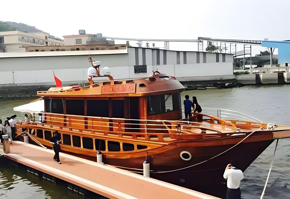 Realizzare capolavori oceanici: presentazione della collaborazione del 2016 tra Yuli Wood e Guangzhou Taicheng Shipbuilding: sviluppare una partnership nel lusso marittimo